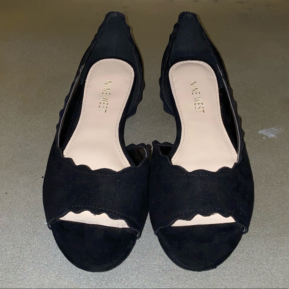 Nine West black scalloped trim open toe flats